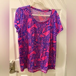 Lilly Pulitzer XL Pink and Blue Zebra Print T-Shirt